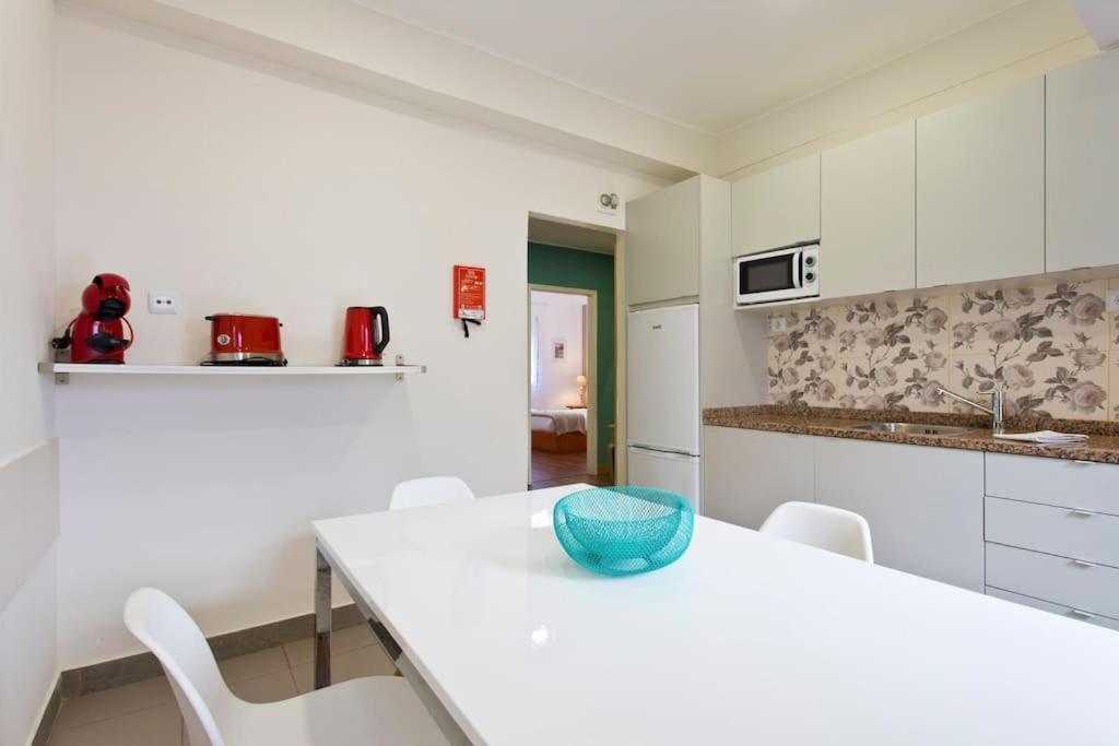 Aposentus - Serenity 1D Porto Luaran gambar